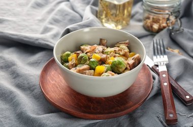 Nefis brussel ile kase salata masada lahanası