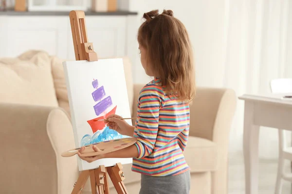 Little girl painting at home — Stock Photo, Image