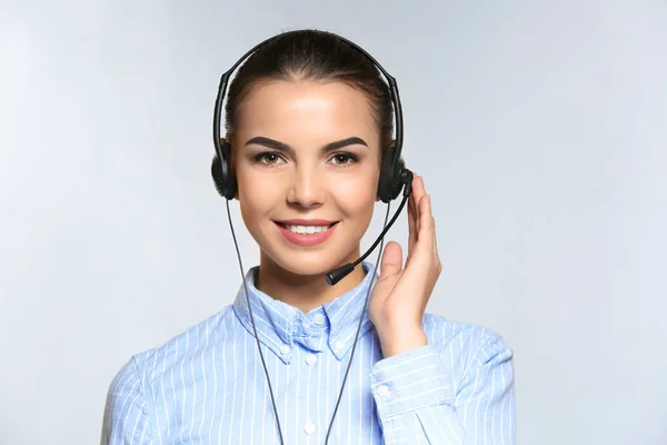 Consulting manager with headset — Stock Photo, Image