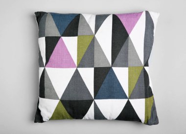 Açık renkli yumuşak yastık