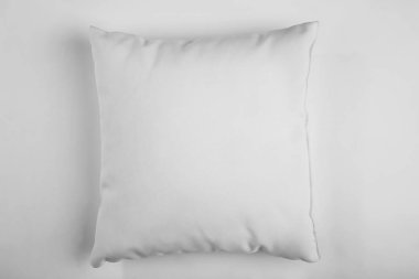 Açık renkli yumuşak yastık