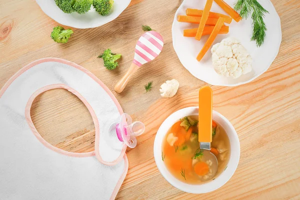 Desayuno Con Plato Sabrosa Sopa Para Bebé Mesa — Foto de Stock