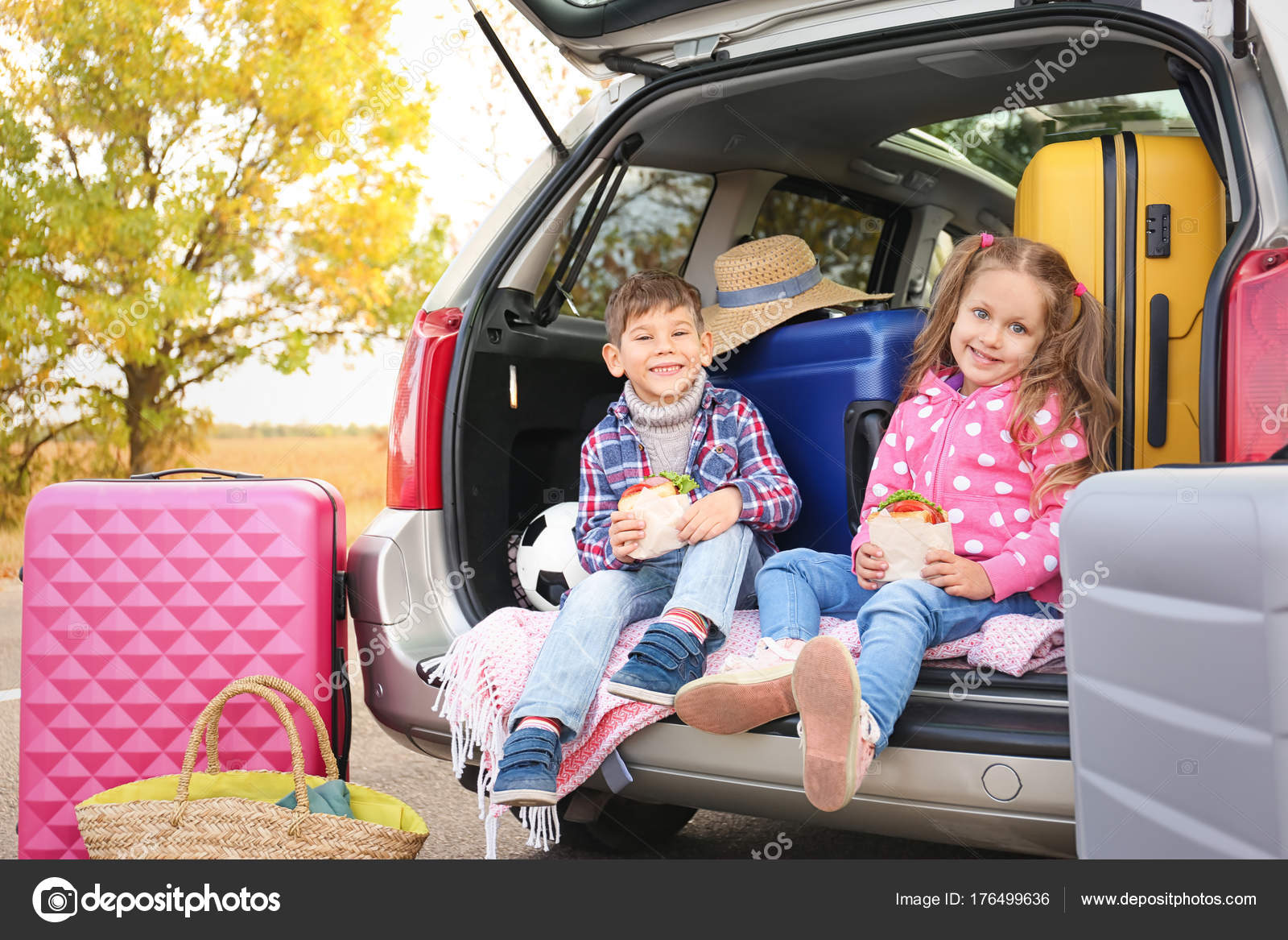 child sitting car