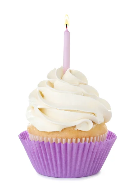 Sabroso cupcake con vela sobre fondo blanco — Foto de Stock