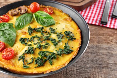 Ispanaklı lezzetli frittata 