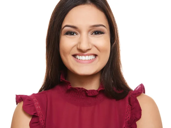 Mulher sorridente em blusa elegante no fundo branco — Fotografia de Stock