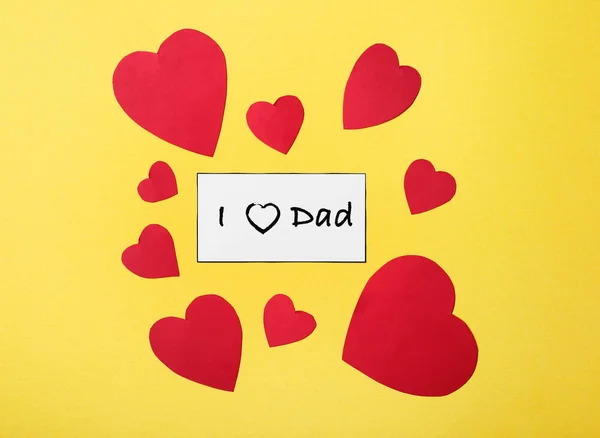 Kompozycja z wyrażenia I miłość taty na dzień ojca na kolor tła — Zdjęcie stockowe