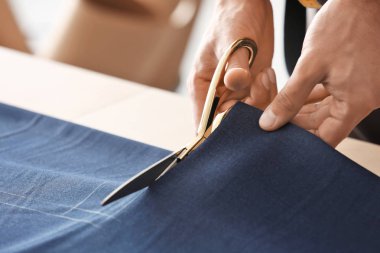 Genç Tekstil, closeup ile çalışma terzi