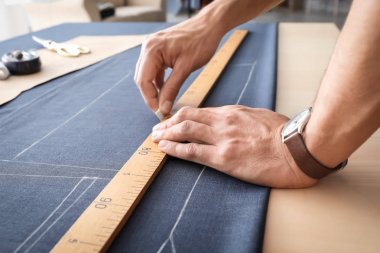 Genç Tekstil, closeup ile çalışma terzi