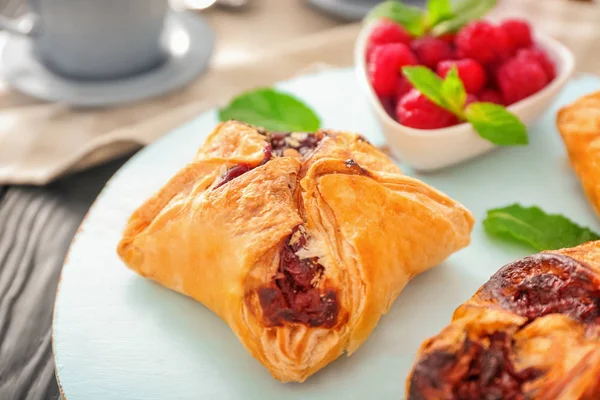 Tasty puff pastries — Stock Photo, Image