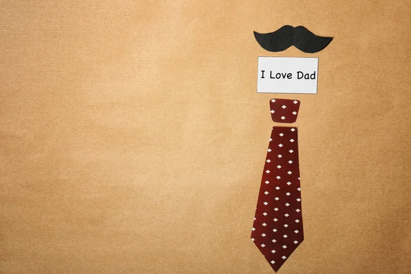 Composição com frase I LOVE DAD para o Dia do Pai em papel artesanal — Fotografia de Stock