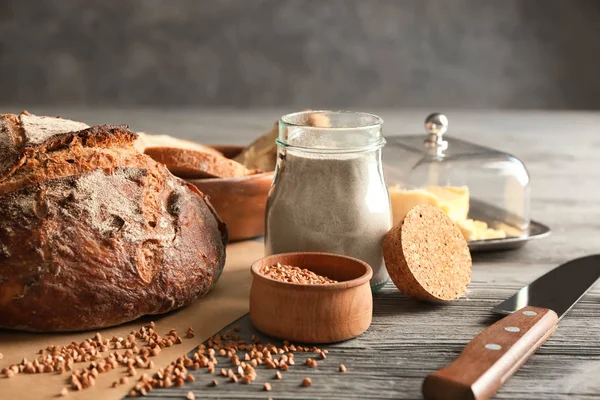 Buckwheat roti, tepung dan gandum mentah — Stok Foto