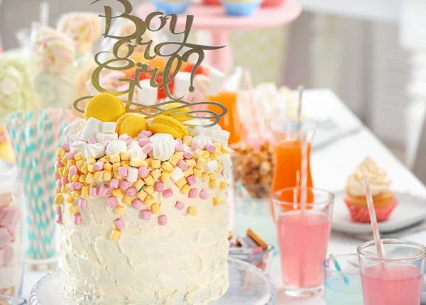 "Jongen of meisje "Cake — Stockfoto