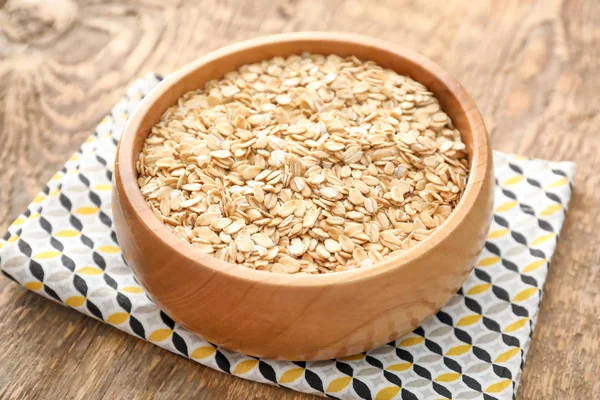 Cuenco con copos de avena —  Fotos de Stock