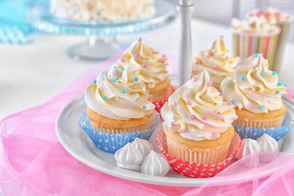 Fique com deliciosos cupcakes — Fotografia de Stock