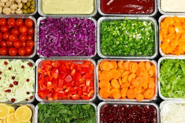 Salata barı üstten görünüm maddeler ürün yelpazesine