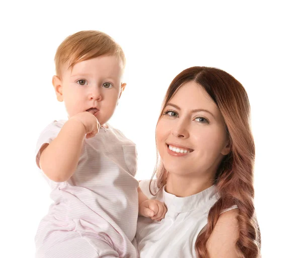 Jovem mãe com bebê no fundo branco — Fotografia de Stock