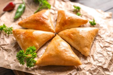 Lezzetli fırında samosas