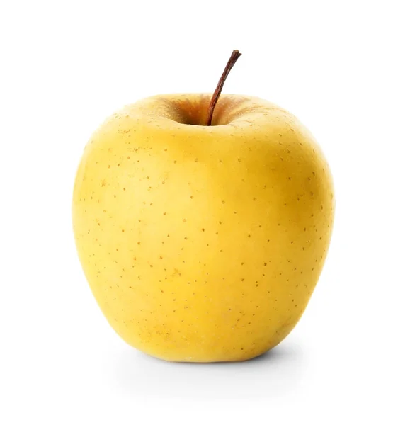 Dojrzałe żółte jabłko na białym tle — Zdjęcie stockowe