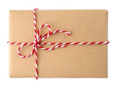 Beyaz arka plan üzerinde parsel hediye kutusu