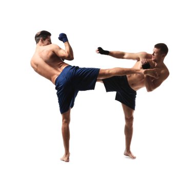 Çekici genç kickboxers mücadele 