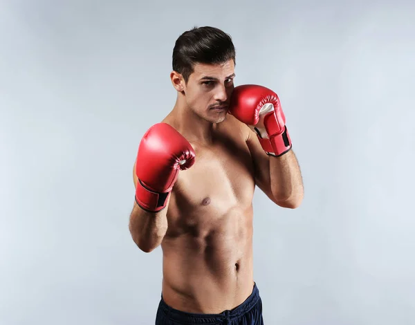 Atrakcyjne młody bokser — Zdjęcie stockowe