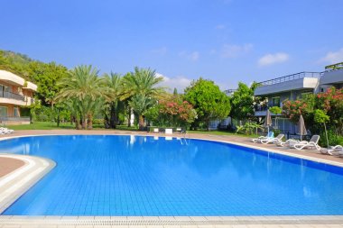 Yüzme Havuzu modern Resort, açık havada bakış