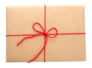 Beyaz arka planda kırmızı fiyonklu hediye kutusu