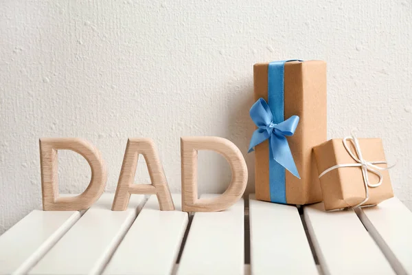 Word Dad Made Wooden Letters Gift Boxes Father Day Table — Stock Photo, Image