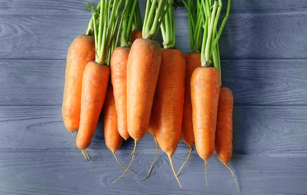 Lekkere rijpe wortelen — Stockfoto