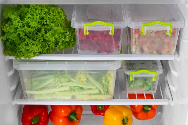 冰箱的食物 — 图库照片