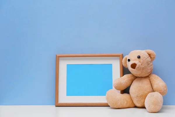 Child's room interior details on table near color wall — Stock Photo, Image