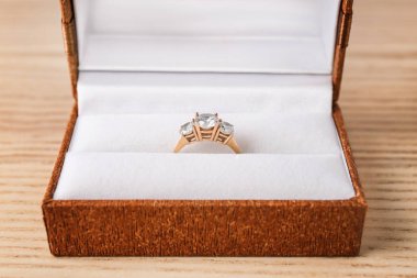 güzel nişan yüzük 