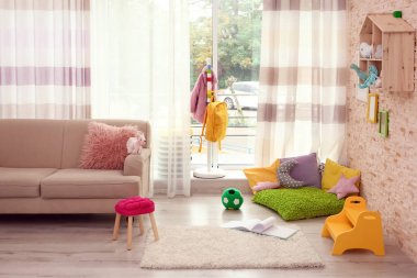 Modern oda içi yumuşak beyaz halı