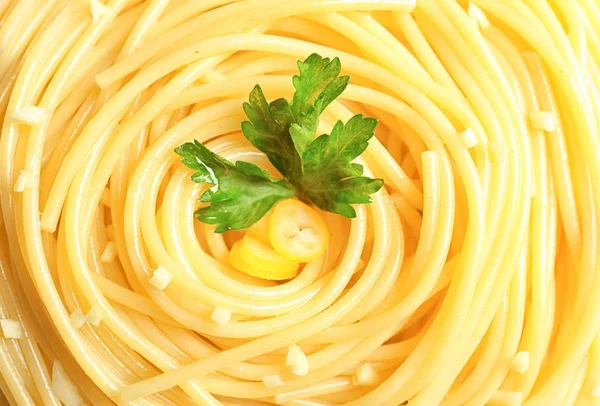 Heerlijke Pasta Met Knoflook Chilipeper Close — Stockfoto