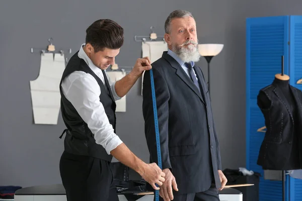 Tailor Taking Client Measurements Atelier — Stock Photo, Image