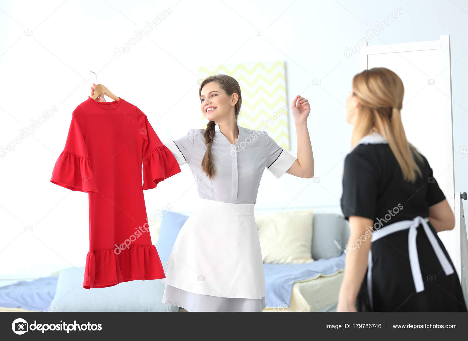 Camareras uniforme con ropa interior: fotografía de stock © #179786746 | Depositphotos