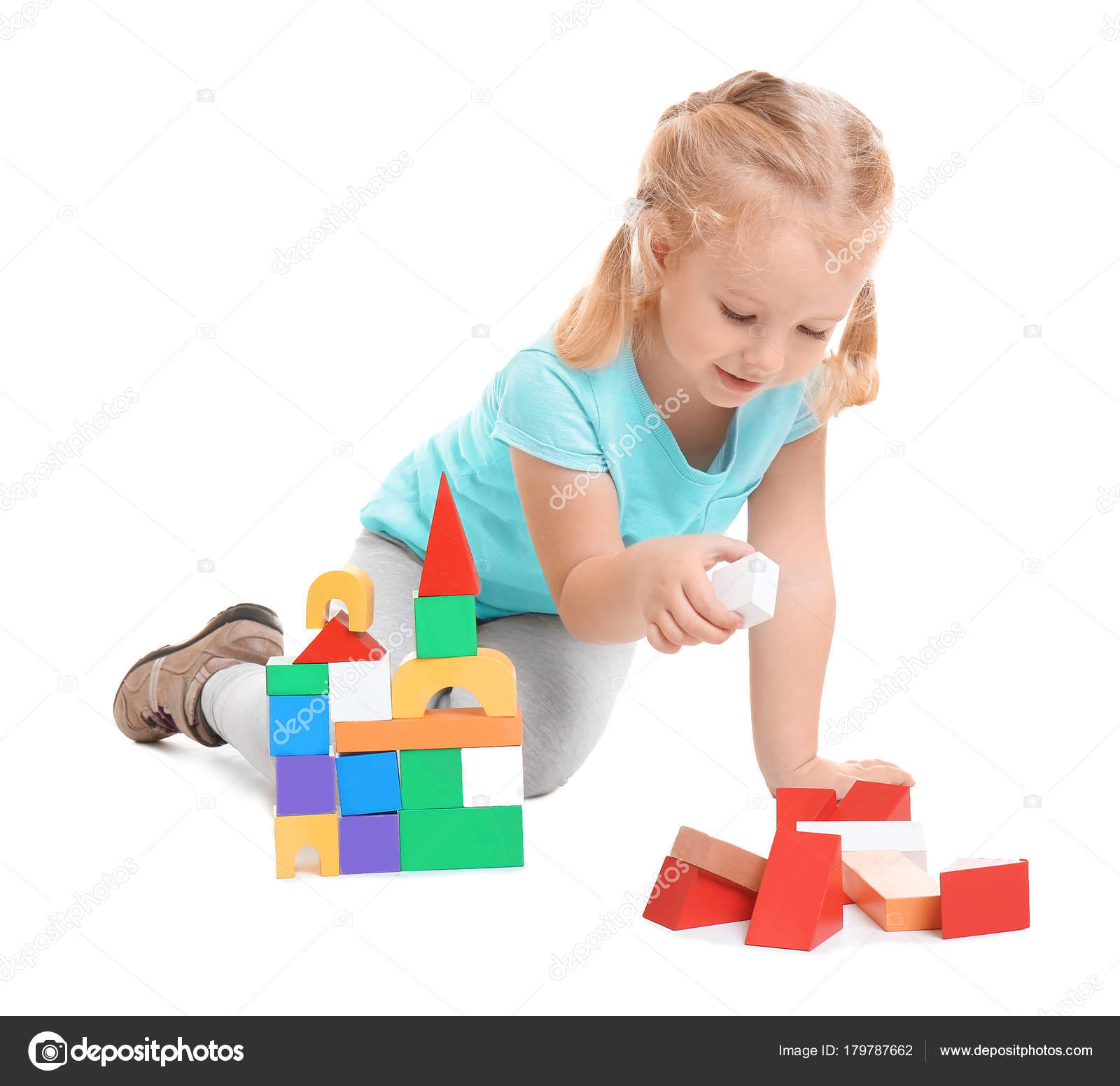baby girl building blocks