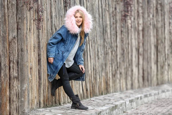 Attractive Hipster Woman Warm Jacket Wooden Fence Outdoors — Stock Photo, Image