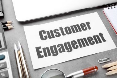 Sayfaya metin ofis masaları müşteri kazanımı