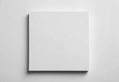 Boş yaprak kağıt beyaz arka plan üzerinde. Tasarım için alay