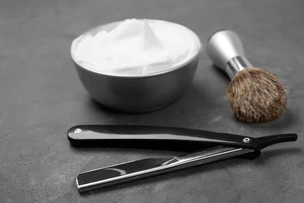 Profesjonalny Salon Fryzjerski Zestaw Dla Mężczyzn Szarym Tle — Zdjęcie stockowe