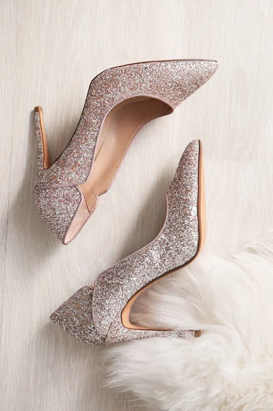 Pair of sparkly female shoes — Stock Photo, Image