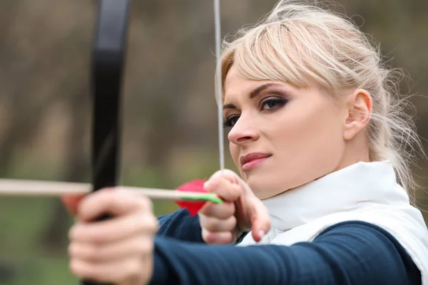 Attractive Woman Practicing Archery Outdoors — Stock Photo, Image