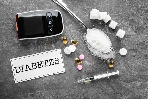Cartão Com Palavra Diabetes Medicamentos Mesa — Fotografia de Stock