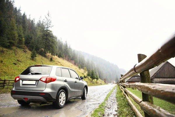 Car Country Road Rainy Weather — Stock Photo, Image