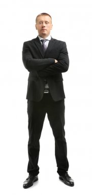 Beyaz arka plan üzerinde erkek güvenlik görevlisi