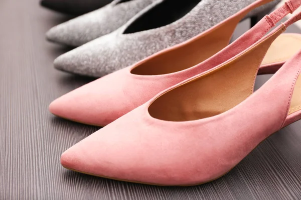 Elegant rosa skor — Stockfoto