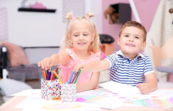 Cute Little Children Drawing Home — Stock Photo, Image