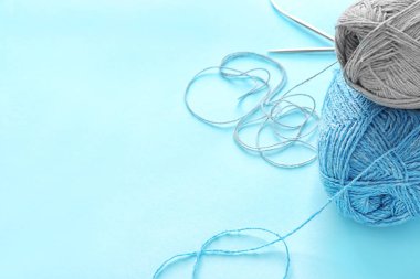 Renk üzerinde yün clews  